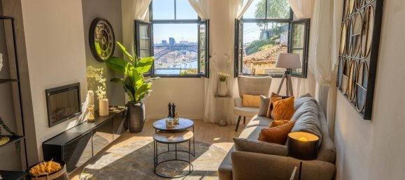 5 bedrooms Building in Porto, Portugal No. 115538 25