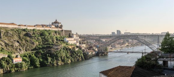 5 bedrooms Building in Porto, Portugal No. 115538 29