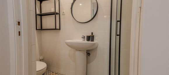 5 bedrooms Building in Porto, Portugal No. 115538 22