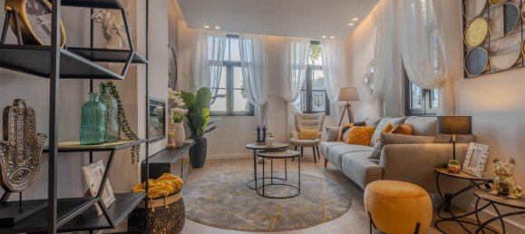 5 bedrooms Building in Porto, Portugal No. 115538 26