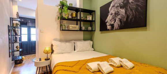 5 bedrooms Building in Porto, Portugal No. 115538 13