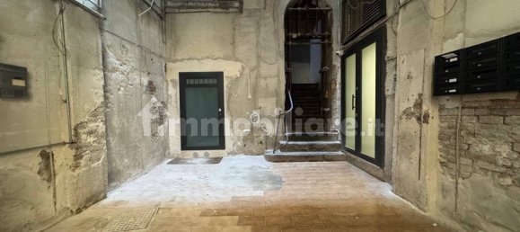 1 bedroom Apartment in Naples, Italy No. 374252 10