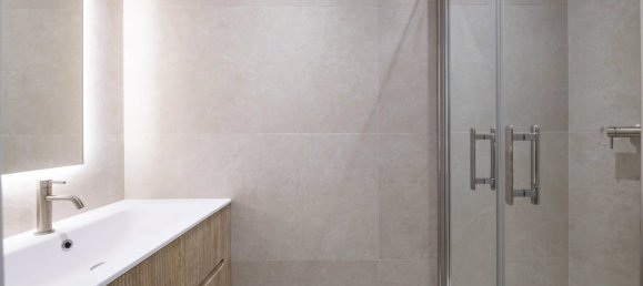 4 bedrooms Apartment in Nice, France No. 148 17