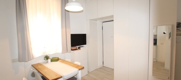 1 bedroom Apartment in Milan, Italy No. 269185 4