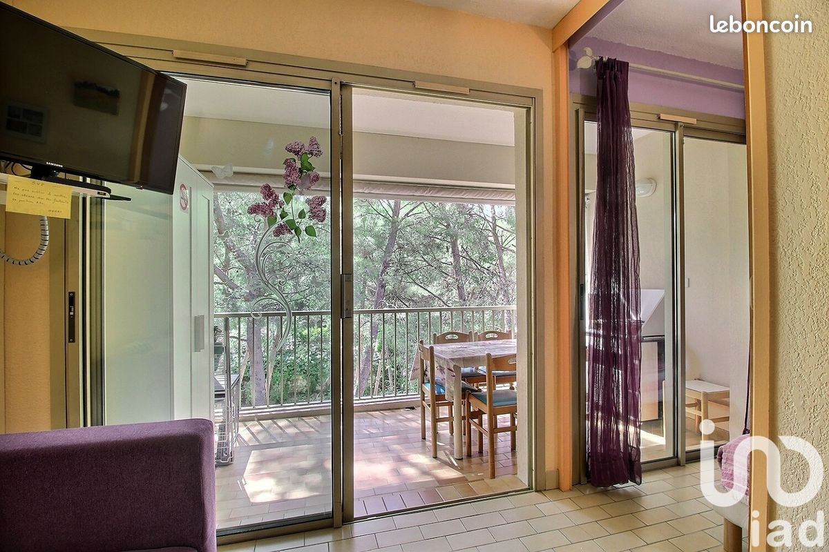 1 bedroom Apartment in Sanary-sur-Mer, France No. 277098