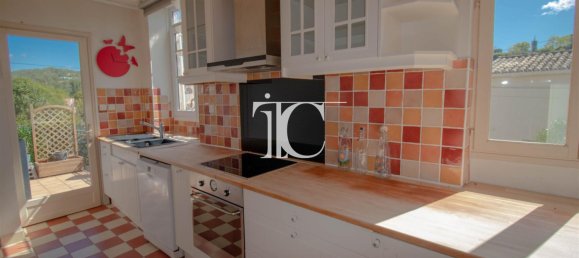 3 bedrooms Commercial property in Saint-Ambroix, France No. 360884 5