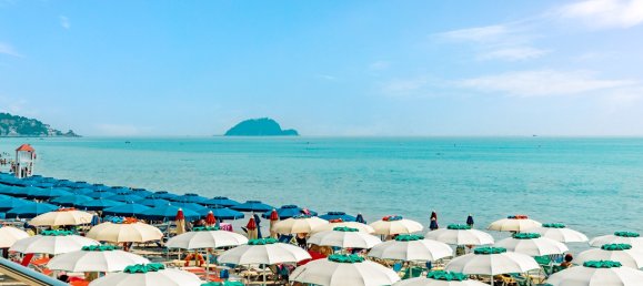 4 rooms Apartment in Alassio, Italy No. 116899 28