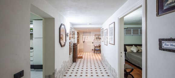 4 rooms Villa in Parma, Italy No. 298116 8