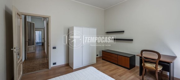 4 rooms Villa in Parma, Italy No. 298116 6