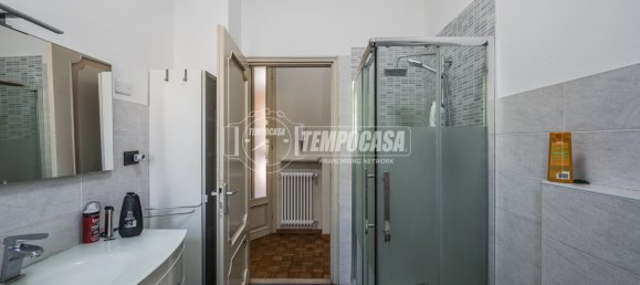 4 rooms Villa in Parma, Italy No. 298116 10