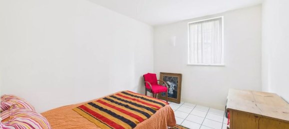 4 bedrooms House in Les Lilas, France No. 331605 8