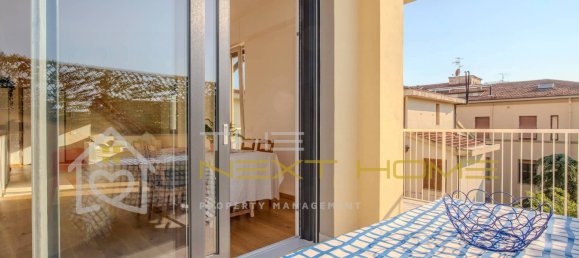 3 bedrooms Penthouse in Florence, Italy No. 318033 7