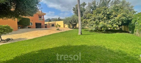 4 bedrooms Villa in Alhaurin de la Torre, Spain No. 64651 4