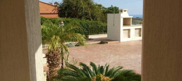 5 bedrooms Commercial property in Agios Athanasios, Cyprus No. 18099 6