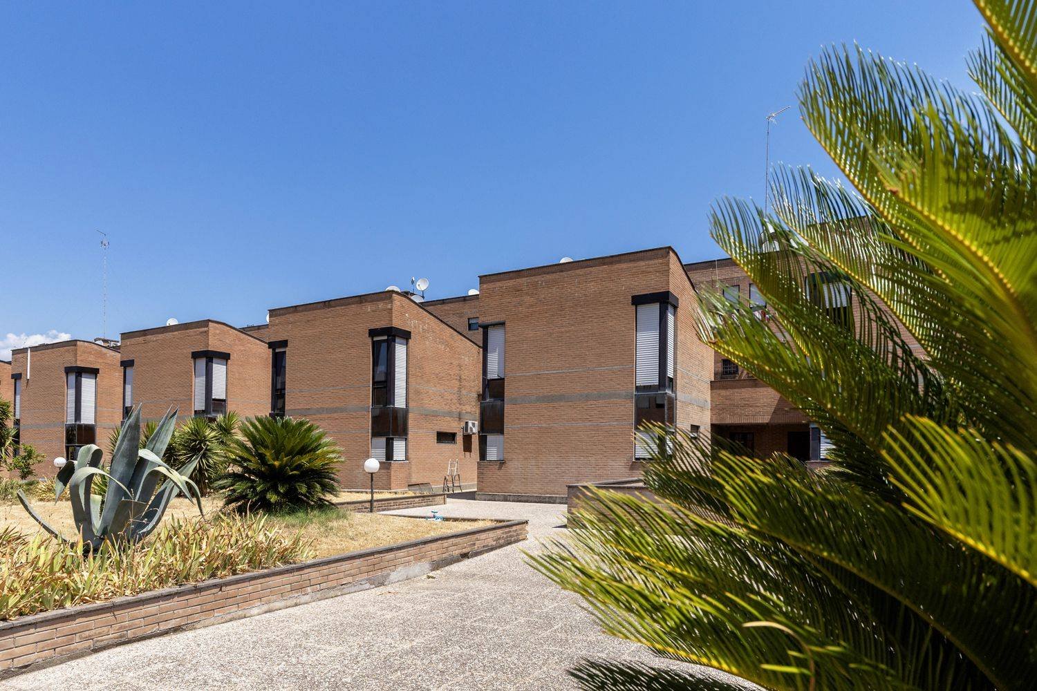 2 chambres Appartement à Monterotondo, Italy No. 259208