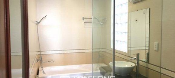 5 bedrooms House in Tay Ho, Vietnam No. 2034 12