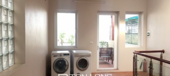 5 bedrooms House in Tay Ho, Vietnam No. 2034 11