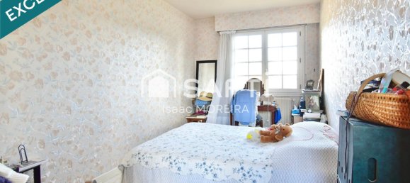 5 bedrooms House in Nogent-le-Roi, France No. 152376 11