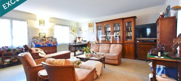 5 bedrooms House in Nogent-le-Roi, France No. 152376 5