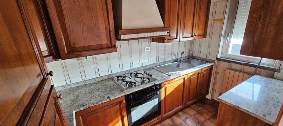 5 rooms Apartment in Forlì, Italy No. 112185 5