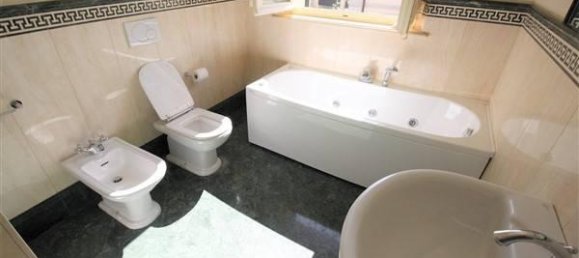 7 rooms Villa in Capannori, Italy No. 155898 10