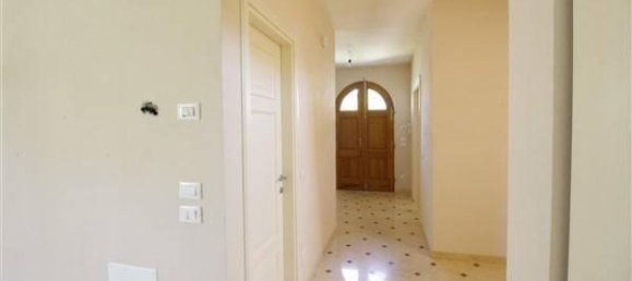 7 rooms Villa in Capannori, Italy No. 155898 19