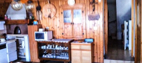 10 rooms House in Crespadoro, Italy No. 237633 3