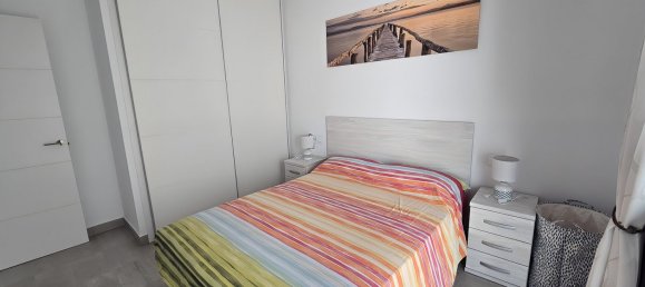 Apartamento de 2 dormitorios en Pilar de la Horadada, Spain No. 286955 19
