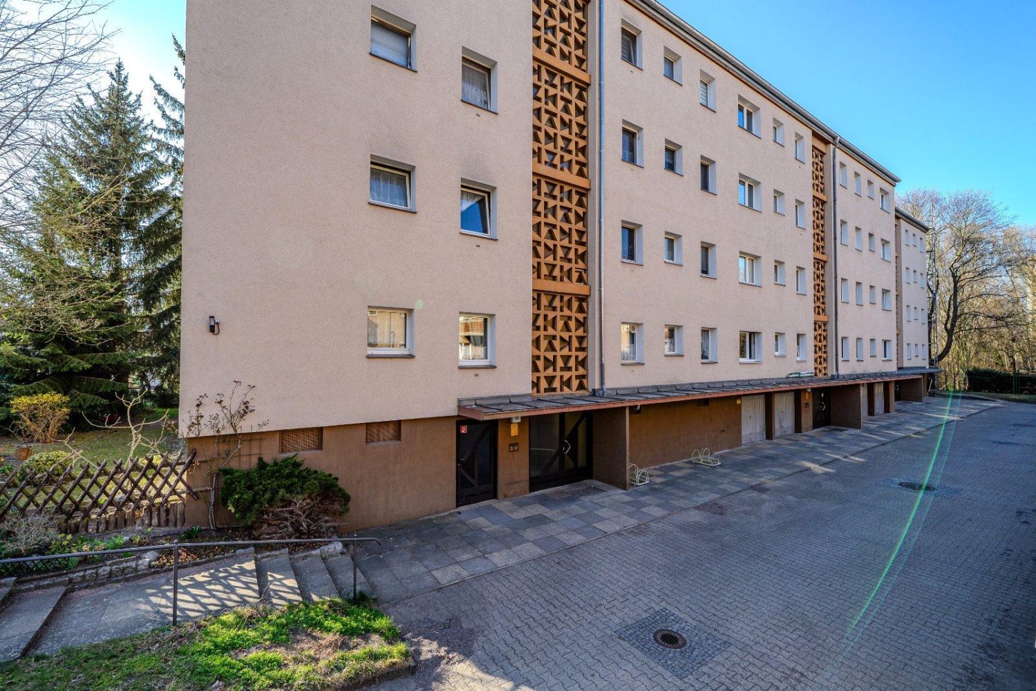 3غرفة شقة في Falkenhagener Feld, Germany رقم 239355