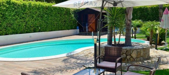 2 Schlafzimmer Villa in Campofelice di Roccella, Italy, Nr. 46457 5