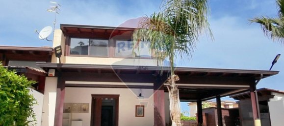 2 Schlafzimmer Villa in Campofelice di Roccella, Italy, Nr. 46457 8