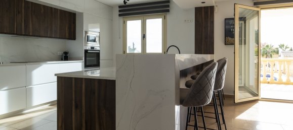 6 bedrooms House in Calp, Spain No. 293237 7