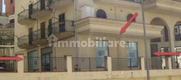 Коммерческая недвижимость с 1 комнатой в Энна, Италия № 303908 2