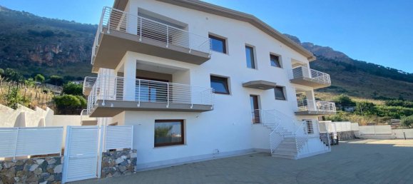 3 bedrooms Apartment in Castellammare del Golfo, Italy No. 47657 42