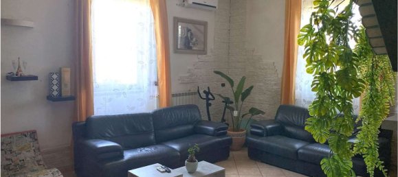 Villa de 6 dormitorios en Quarrata, Italy No. 377522 18