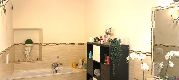 Villa de 6 dormitorios en Quarrata, Italy No. 377522 60