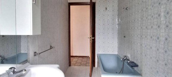 4 rooms Apartment in Catania, Italy No. 171727 9