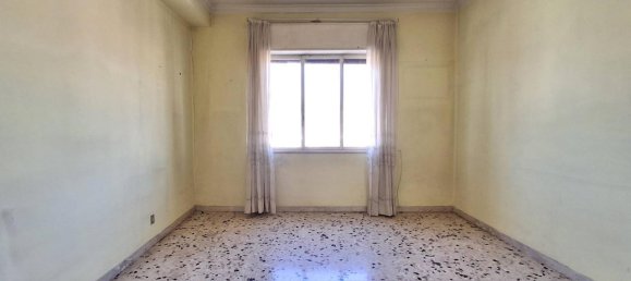 4 rooms Apartment in Catania, Italy No. 171727 6
