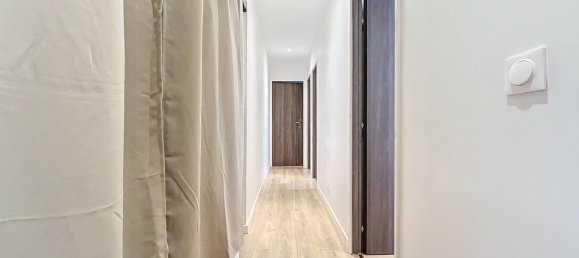 3 bedrooms Apartment in Reims, France No. 41822 5