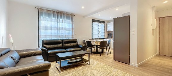 3 bedrooms Apartment in Reims, France No. 41822 2