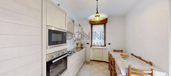 2 bedrooms Apartment in Tradate, Italy No. 221566 7