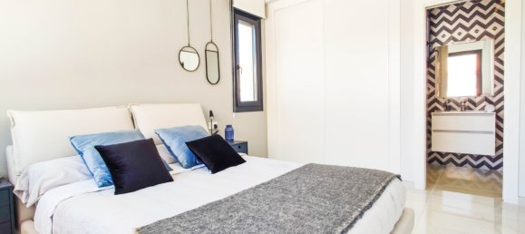 3 bedrooms Villa in Torrevieja, Spain No. 4196 17