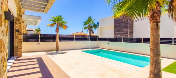3 bedrooms Villa in Torrevieja, Spain No. 4196 13