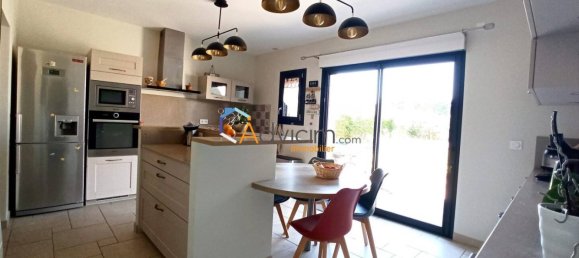 4 bedrooms House in Orleans, France No. 221076 3