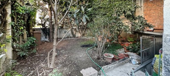 3غرفة شقة في Cinisello Balsamo, Italy رقم 330391 5