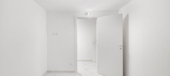 3غرفة شقة في Cinisello Balsamo, Italy رقم 330391 34