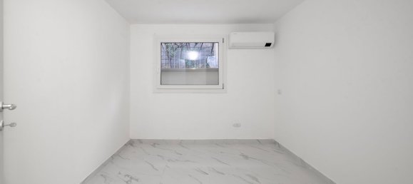 3غرفة شقة في Cinisello Balsamo, Italy رقم 330391 31