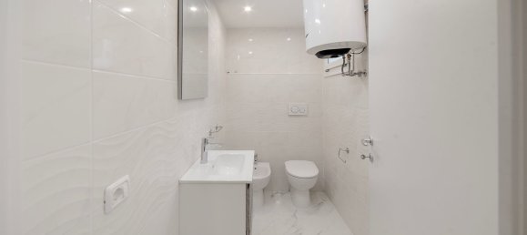 3غرفة شقة في Cinisello Balsamo, Italy رقم 330391 24