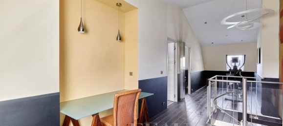 Dúplex de 3 dormitorios en Paris, France No. 182651 10