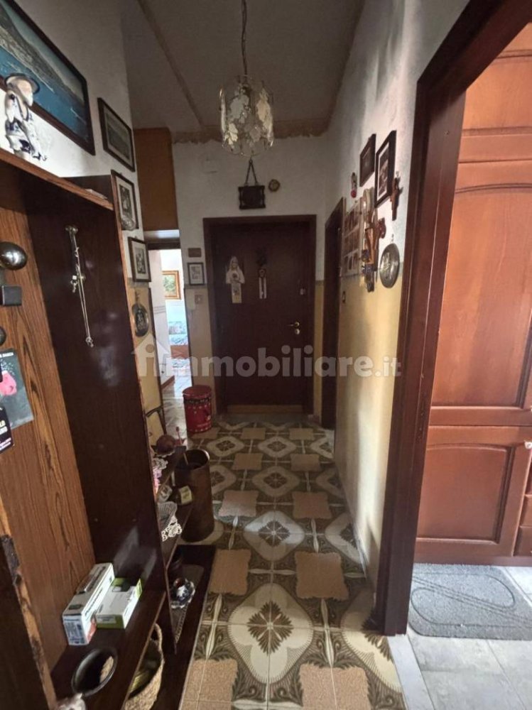 2 Schlafzimmer Wohnung in Palermo, Italy, Nr. 335158